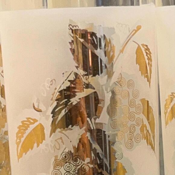 MCM Gold Leaf Glass Pitcher and Four Glasses‎ - Picture 2 of 9